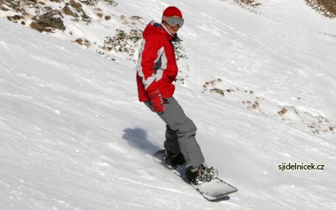 snowboarding a hubnutí