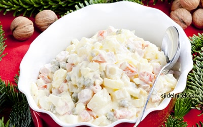 Vánoční bramborový salát - tradiční recept